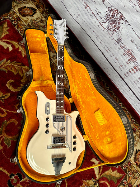 1962 National Glenwood 98-99 White Res-O-Glass with Original Case with extra early 60's Horseshoe B5 Bigsby