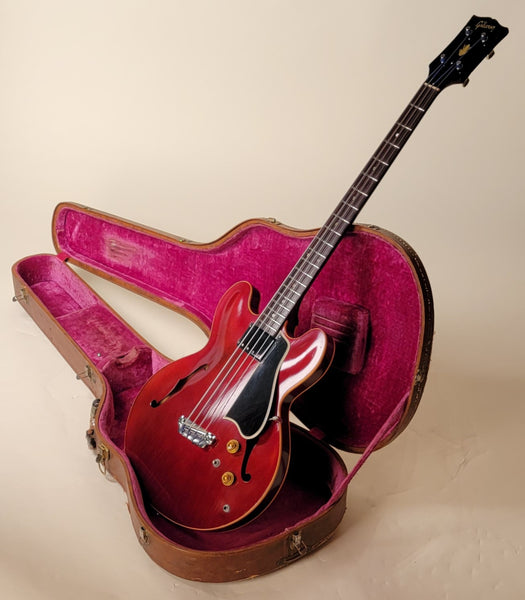 1959 Gibson EB-2 Sparkling Burgundy Family Owned. Original Hard Shell Case